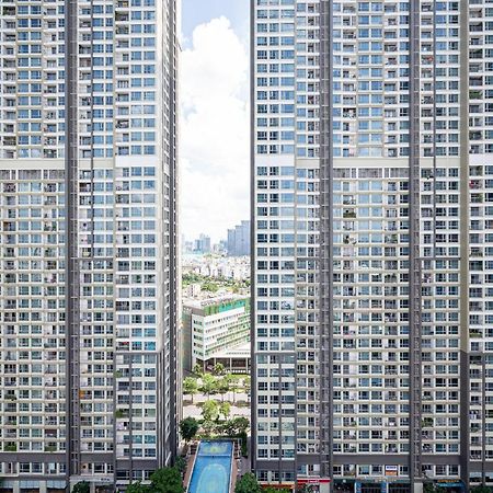 Urban Heights Rentals Landmark 81 Ho Chi Minh City Exterior photo