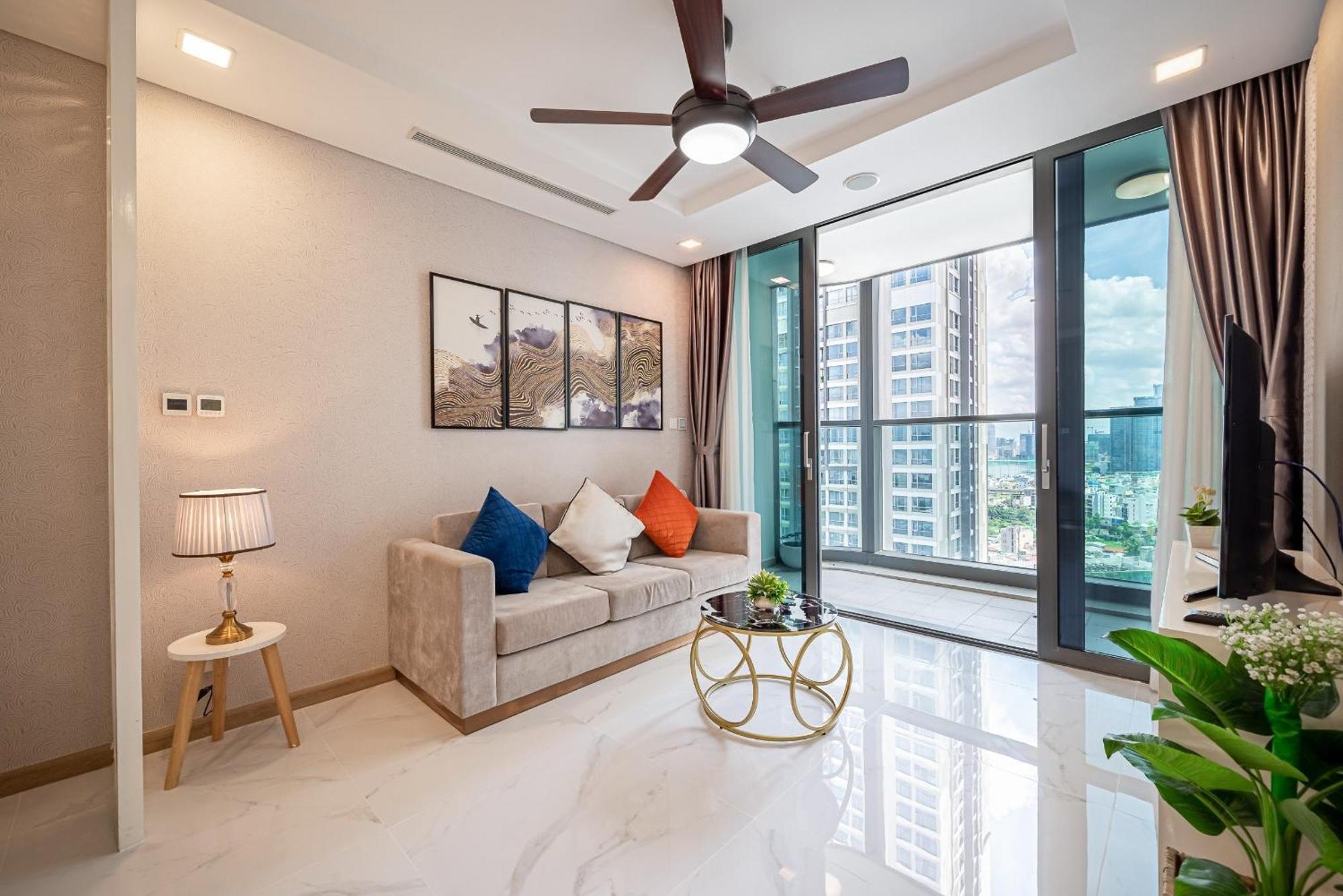 Urban Heights Rentals Landmark 81 Ho Chi Minh City Exterior photo