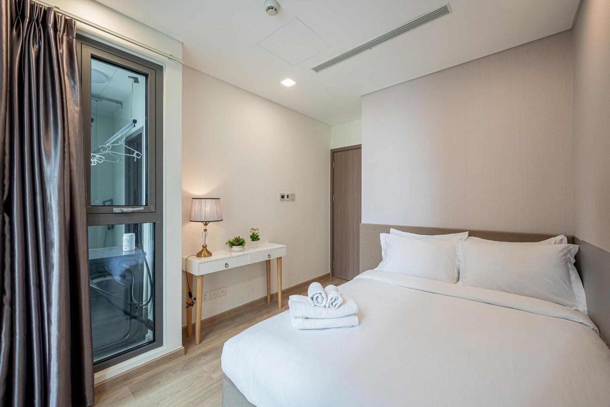 Urban Heights Rentals Landmark 81 Ho Chi Minh City Exterior photo