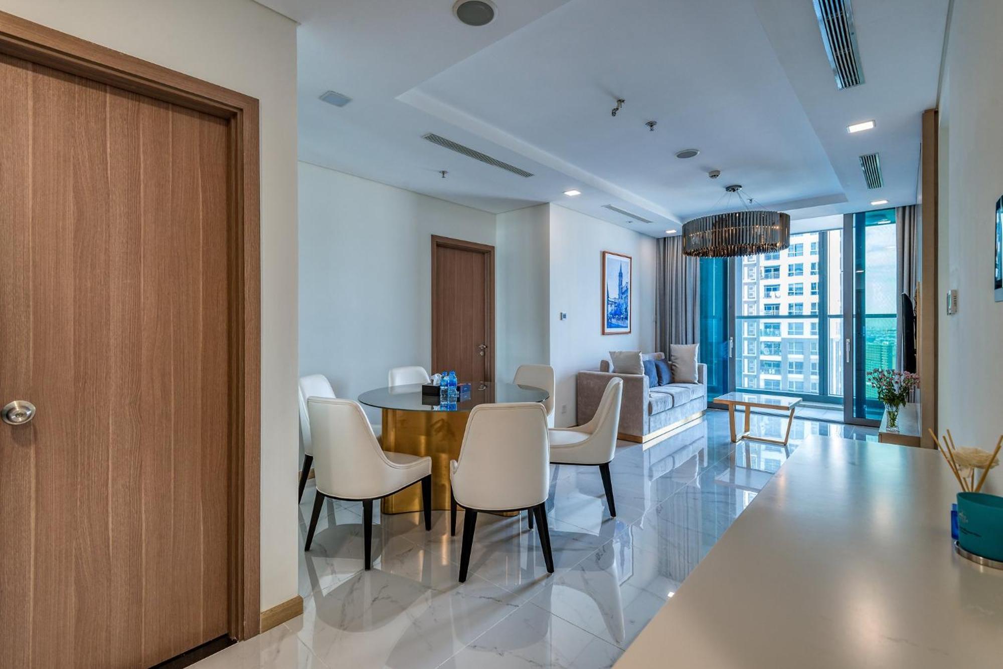 Urban Heights Rentals Landmark 81 Ho Chi Minh City Exterior photo