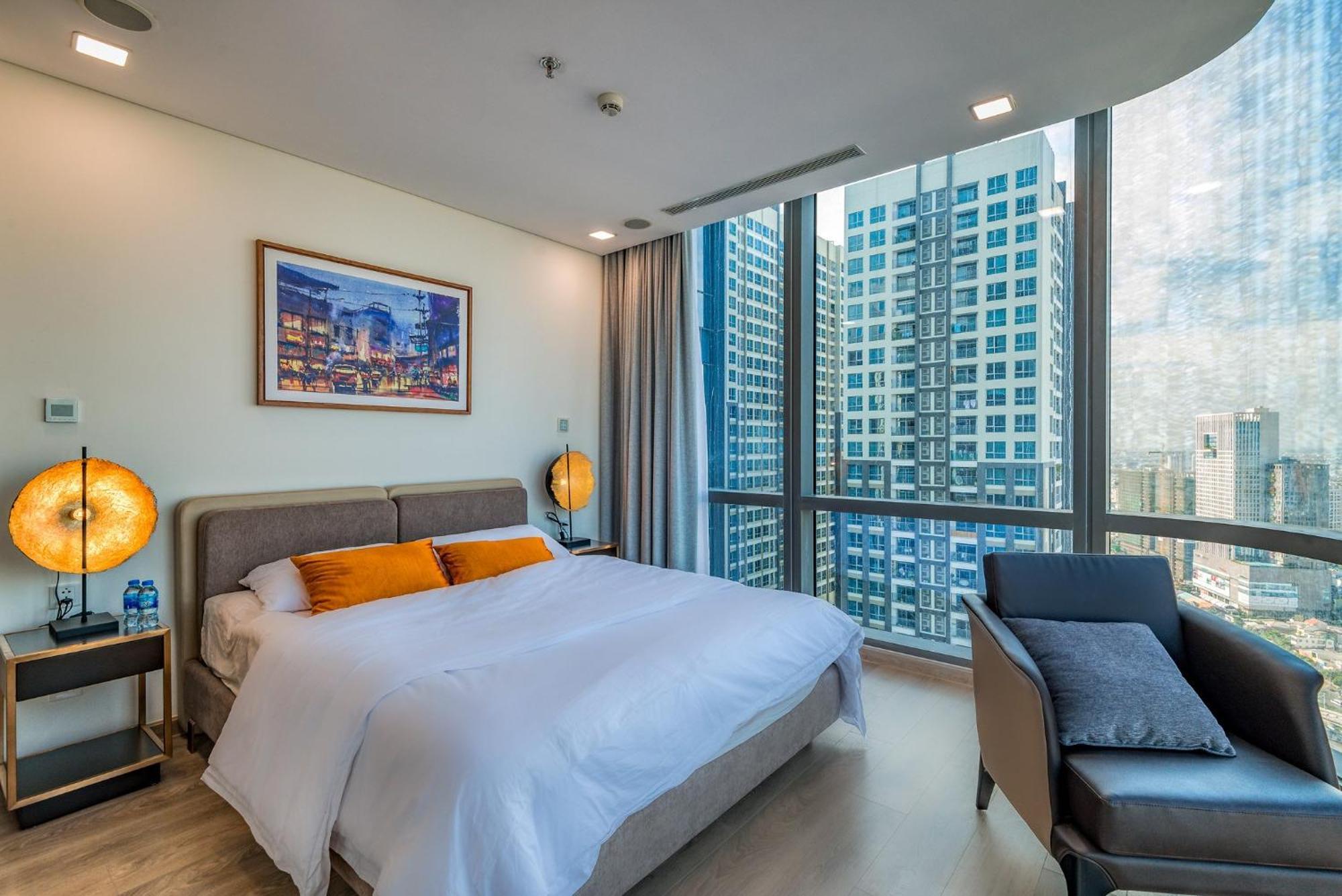 Urban Heights Rentals Landmark 81 Ho Chi Minh City Exterior photo