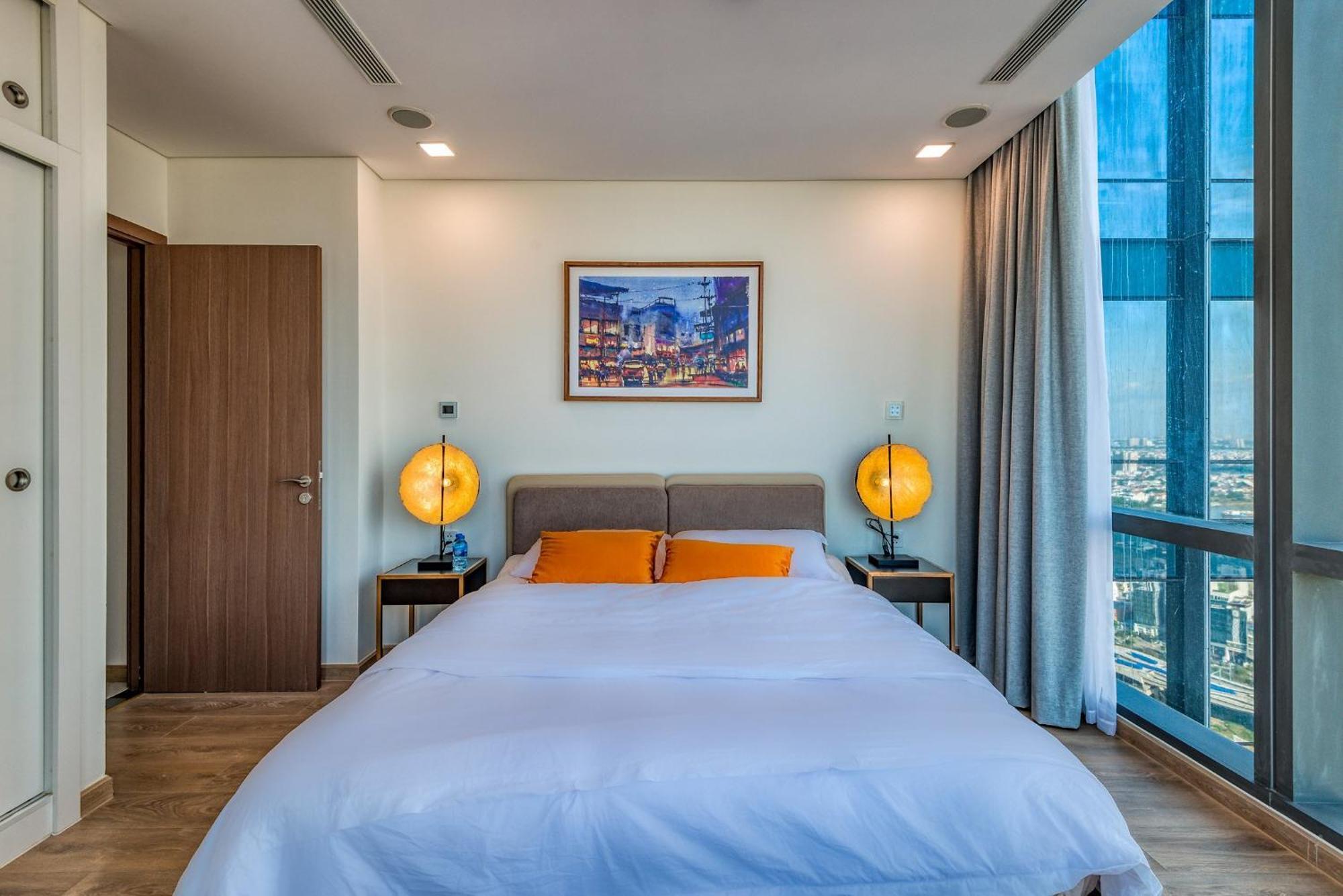 Urban Heights Rentals Landmark 81 Ho Chi Minh City Exterior photo